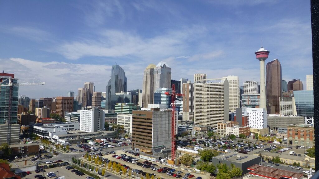 Calgary 2 bedrooms Condo Unit for rent. Property photo: 726732-1