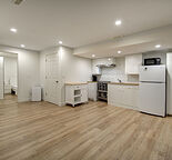 Cheerful basement suite with LAKE Privileges and INTERNET!
