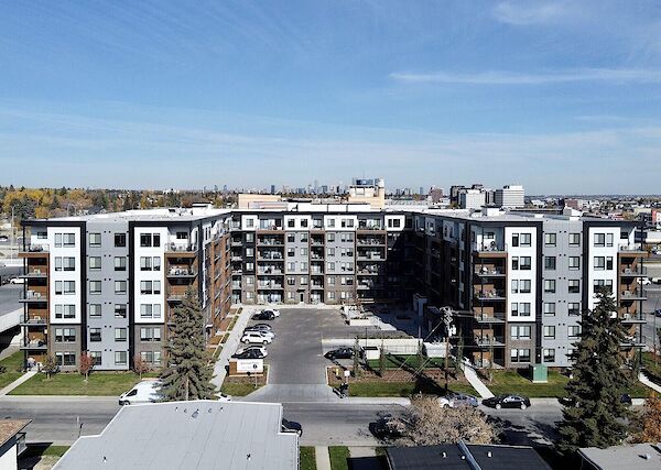 Calgary 3 bedrooms Apartment for rent. Property photo: 726801-2