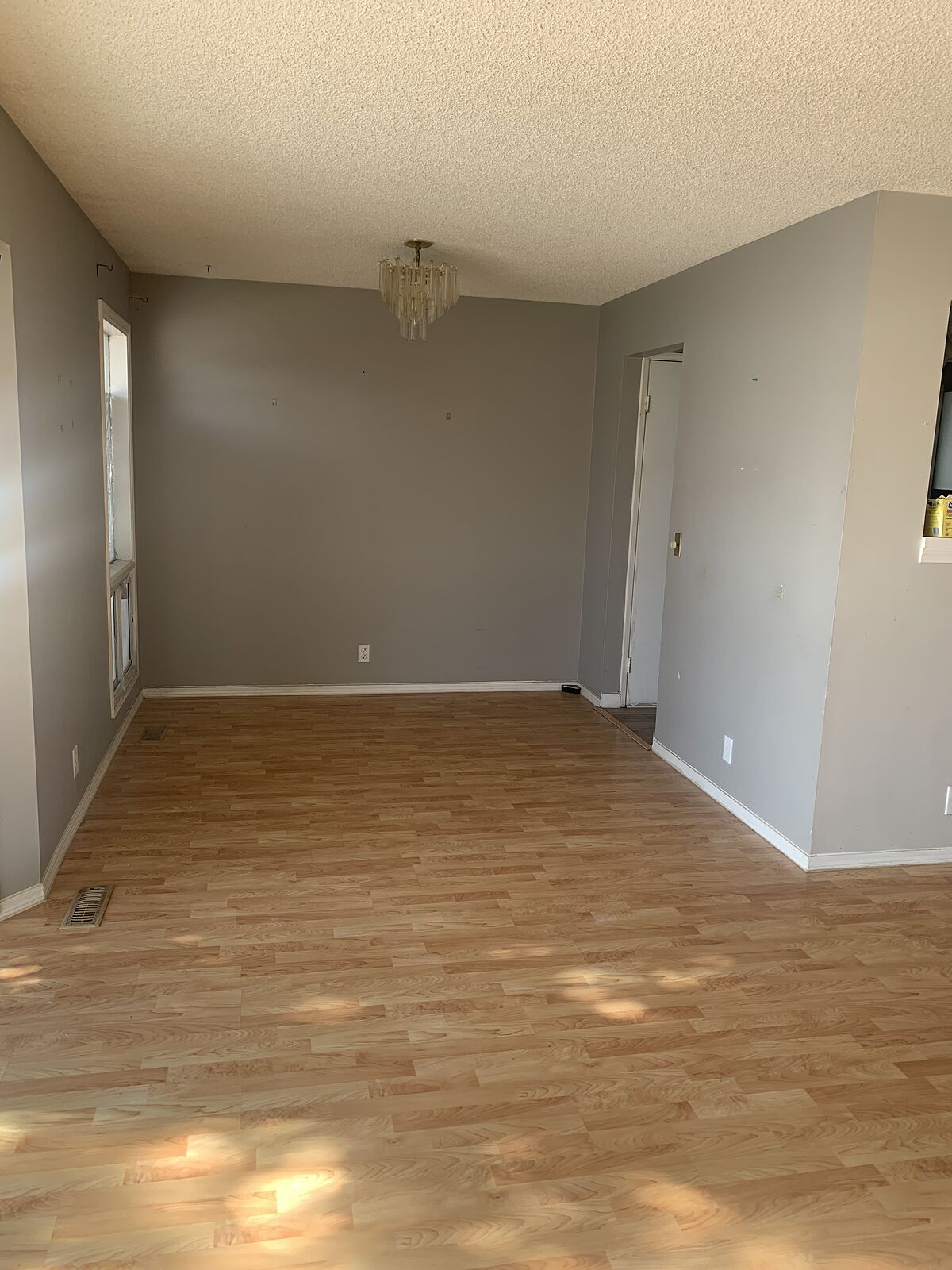 Calgary 3 bedrooms House for rent. Property photo: 727200-1