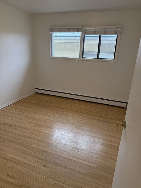 Calgary 1 + Den bedrooms Condo Unit for rent. Property photo: 727769-3