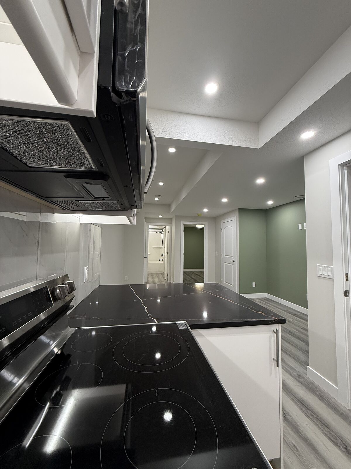 Calgary 1 bedroom Basement for rent. Property photo: 727868-1