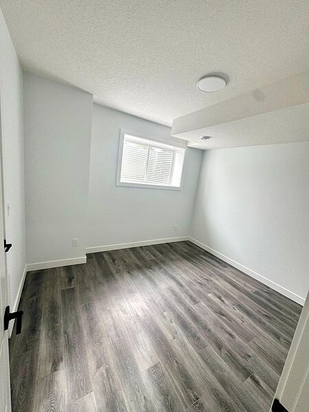 Calgary 1 + Den bedrooms Basement for rent. Property photo: 728189-3