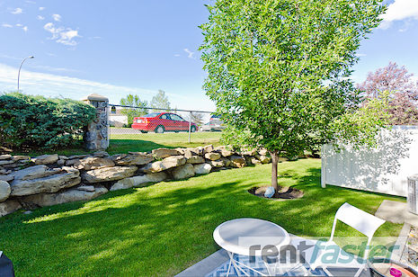 Calgary 2 + Den bedrooms Townhouse for rent. Property photo: 72828-2