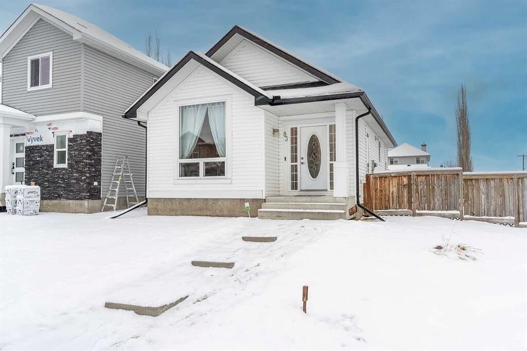Calgary 3 bedrooms House for rent. Property photo: 728395-1