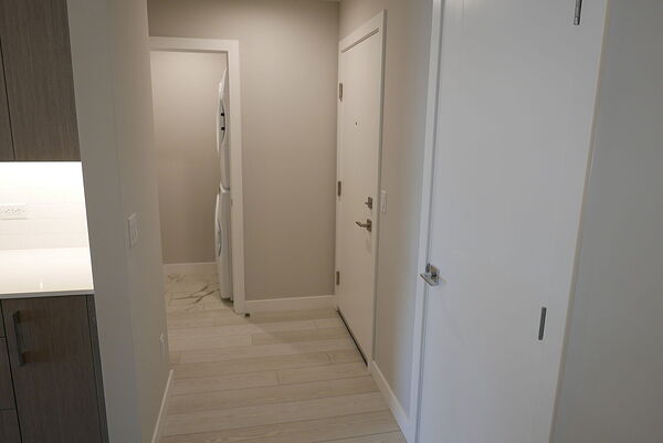 Calgary 2 bedrooms Condo Unit for rent. Property photo: 728432-3