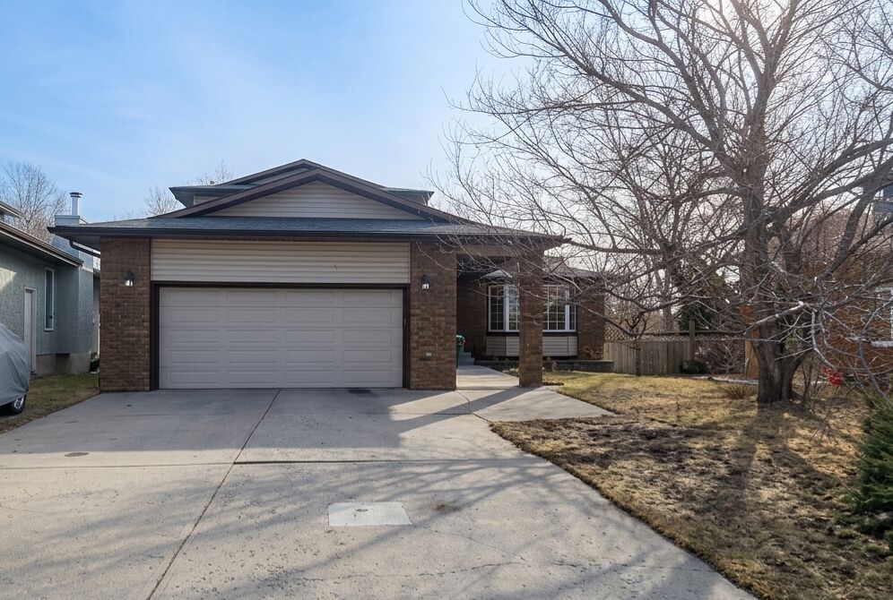 Calgary 3 bedrooms House for rent. Property photo: 728463-1