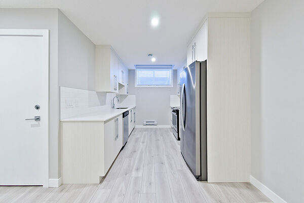 Calgary 1 bedroom Basement for rent. Property photo: 728553-2