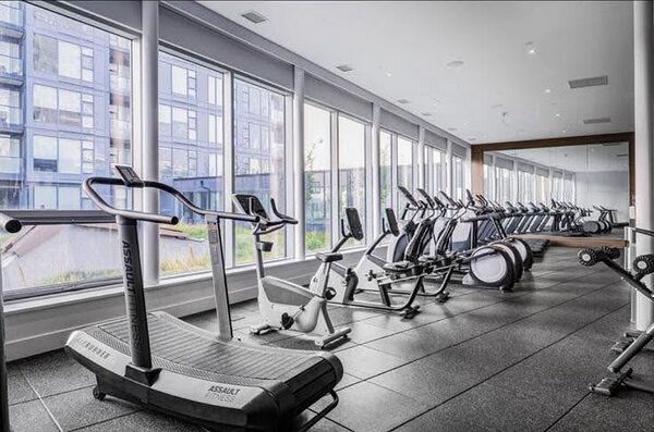 Calgary 1 + Den bedrooms Apartment for rent. Property photo: 728607-2