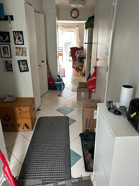 Ottawa 3 + Den bedrooms Room For Rent for rent. Property photo: 728608-3