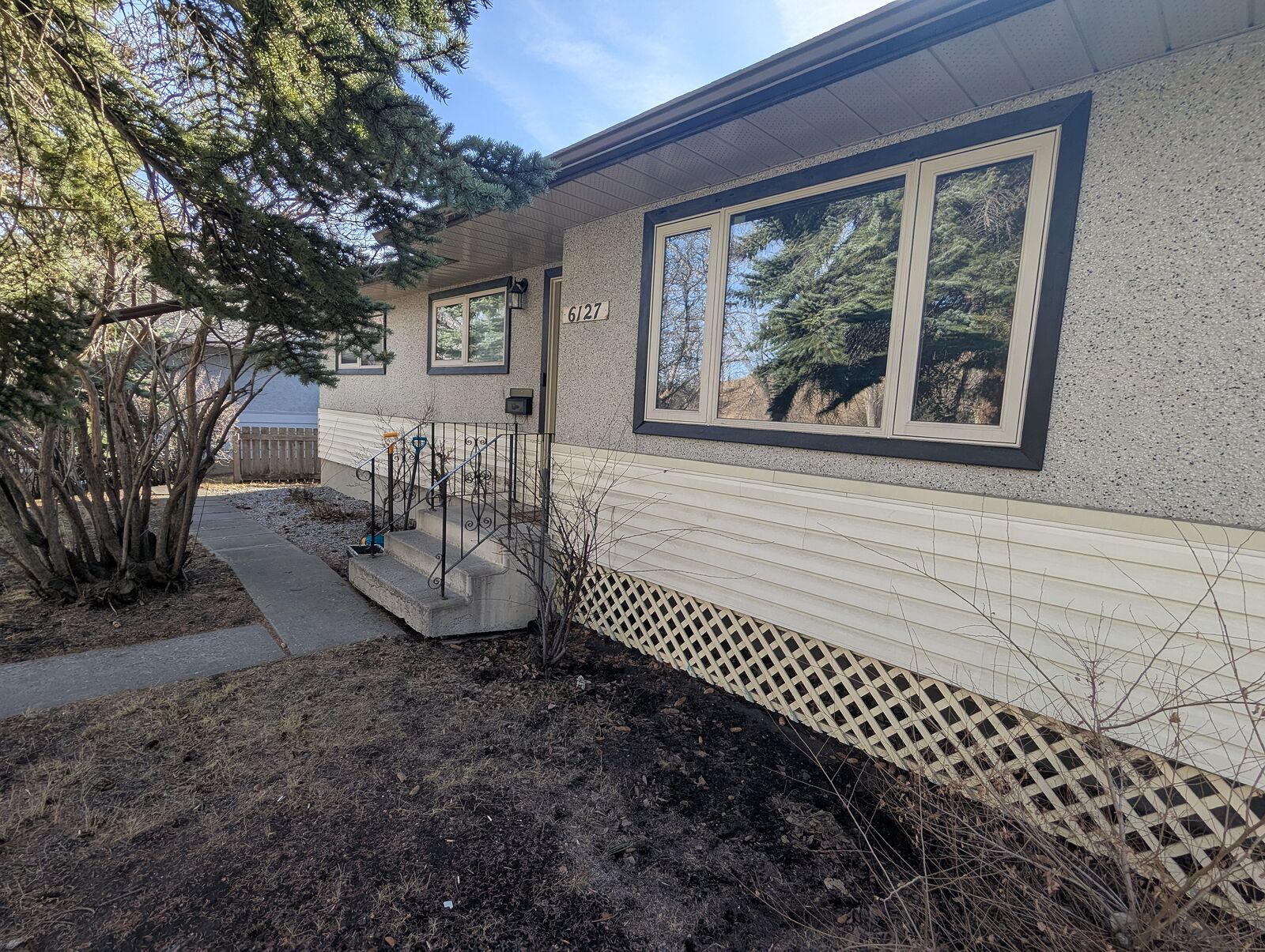 Calgary 3 bedrooms Main Floor for rent. Property photo: 728610-1