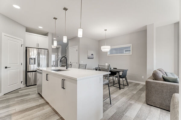 Calgary 3 + Den bedrooms House for rent. Property photo: 728688-2