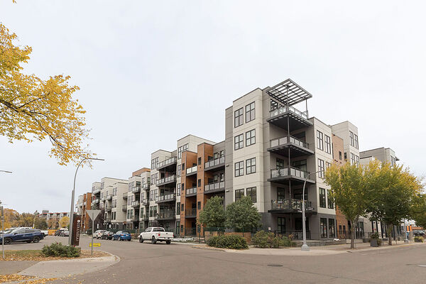 Edmonton 2 bedrooms Condo Unit for rent. Property photo: 728850-2