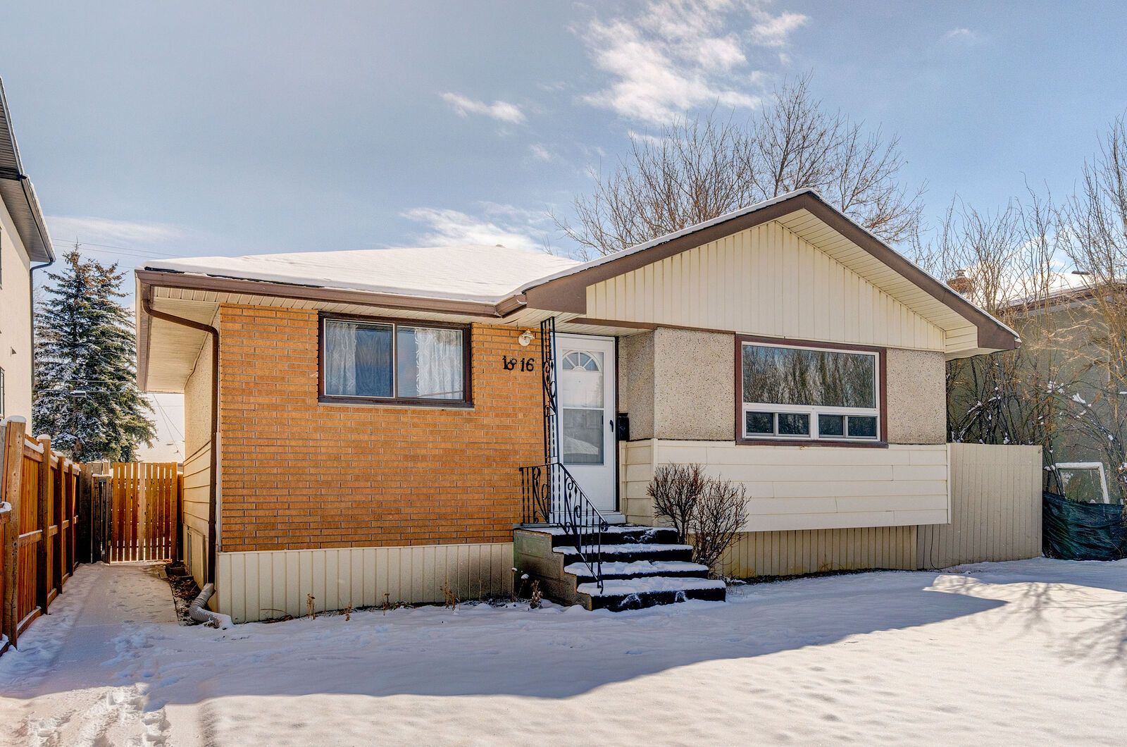 Calgary 2 bedrooms Main Floor for rent. Property photo: 728927-1