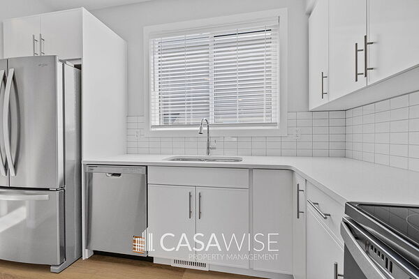 Edmonton 3 bedrooms Main Floor for rent. Property photo: 729165-3