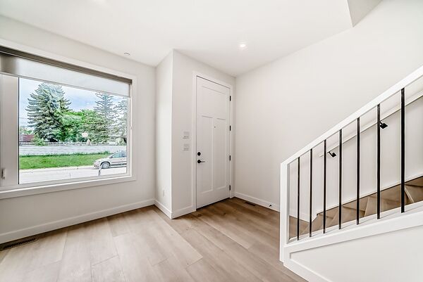 Calgary 3 bedrooms Townhouse for rent. Property photo: 729579-2