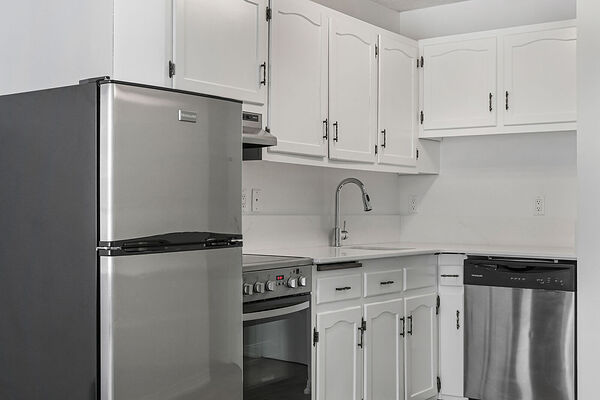 Calgary 1 bedrooms Condo Unit for rent. Property photo: 729682-2