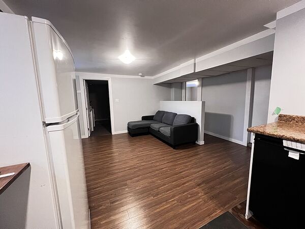 Calgary 2 bedrooms Basement for rent. Property photo: 730063-3