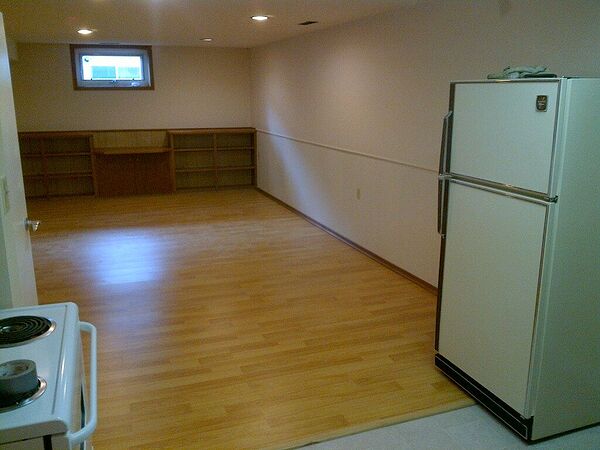 Calgary 1 + Den bedrooms Basement for rent. Property photo: 730089-2