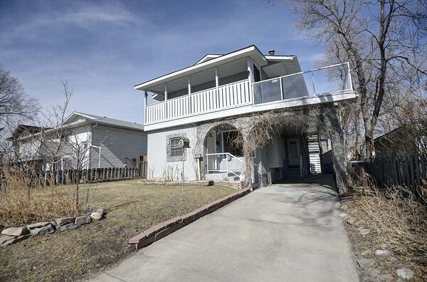 Calgary 3 bedrooms House for rent. Property photo: 730170-2