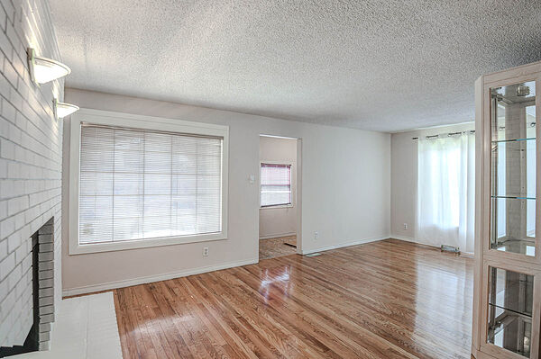 Calgary 3 bedrooms House for rent. Property photo: 730170-3