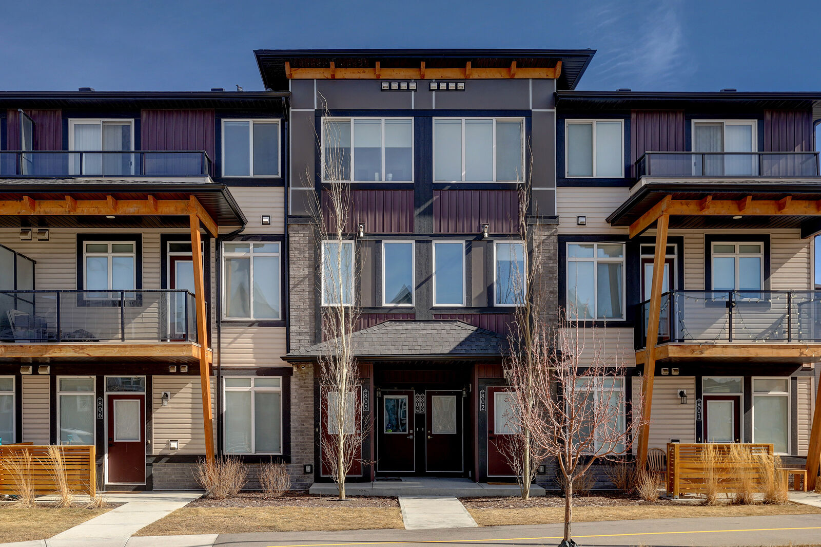 Calgary 3 bedrooms Townhouse for rent. Property photo: 730592-1