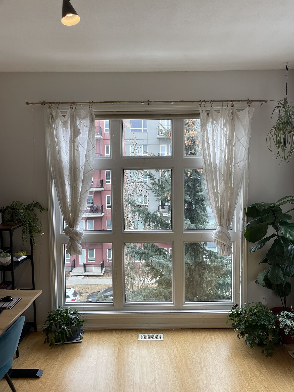 Edmonton 2 bedrooms Condo Unit for rent. Property photo: 730754-1