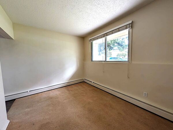 Calgary 2 bedrooms Condo Unit for rent. Property photo: 730856-3