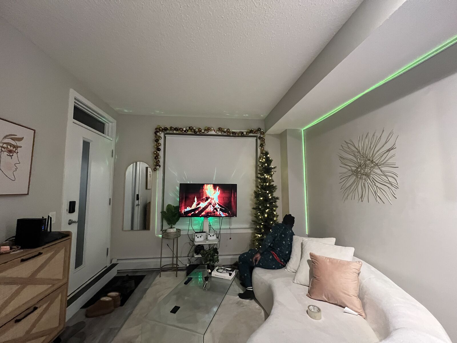 Calgary 1 bedroom Condo Unit for rent. Property photo: 731319-1