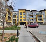 Top Floor Condo in Seton - Walk to Hospital | Balcony + BBQ + Parking