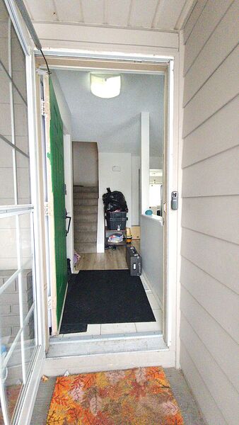 Calgary 3 + Den bedrooms Townhouse for rent. Property photo: 732051-3