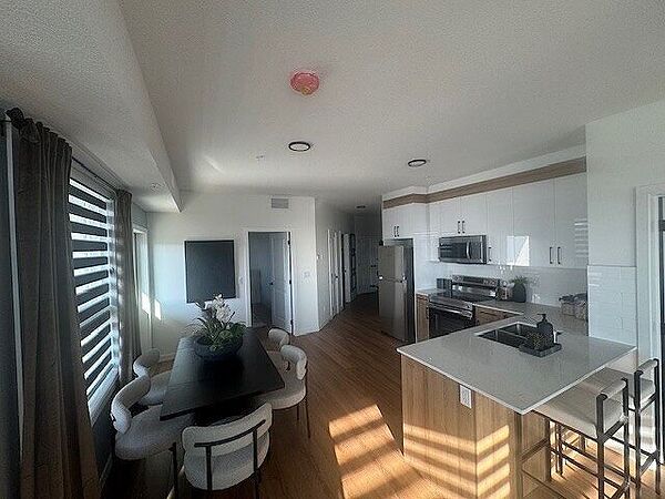 Edmonton 2 bedrooms Apartment for rent. Property photo: 732067-3