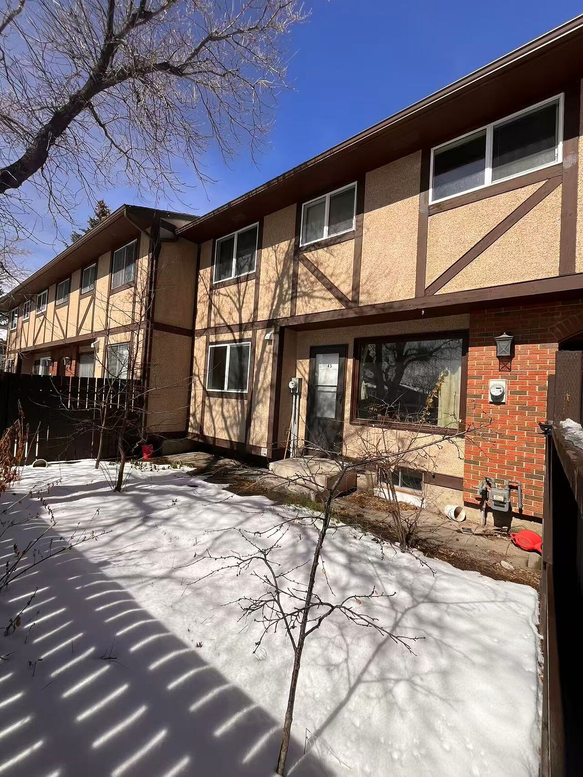 Calgary 3 bedrooms Townhouse for rent. Property photo: 732076-1