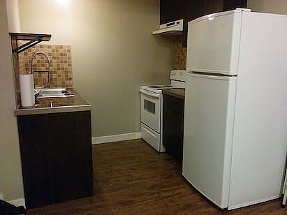 Calgary 2 + Den bedrooms Basement for rent. Property photo: 732438-2