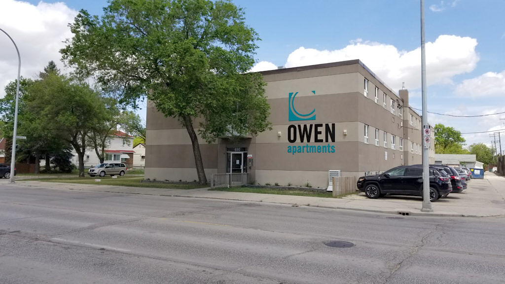 Winnipeg bachelor bedrooms Apartment for rent. Property photo: 732668-1