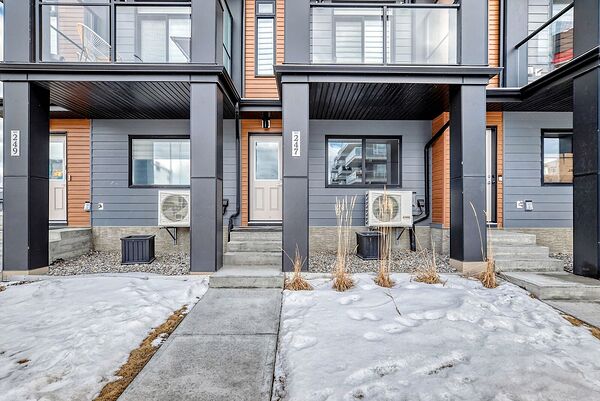 Calgary 2 bedrooms Townhouse for rent. Property photo: 733319-3