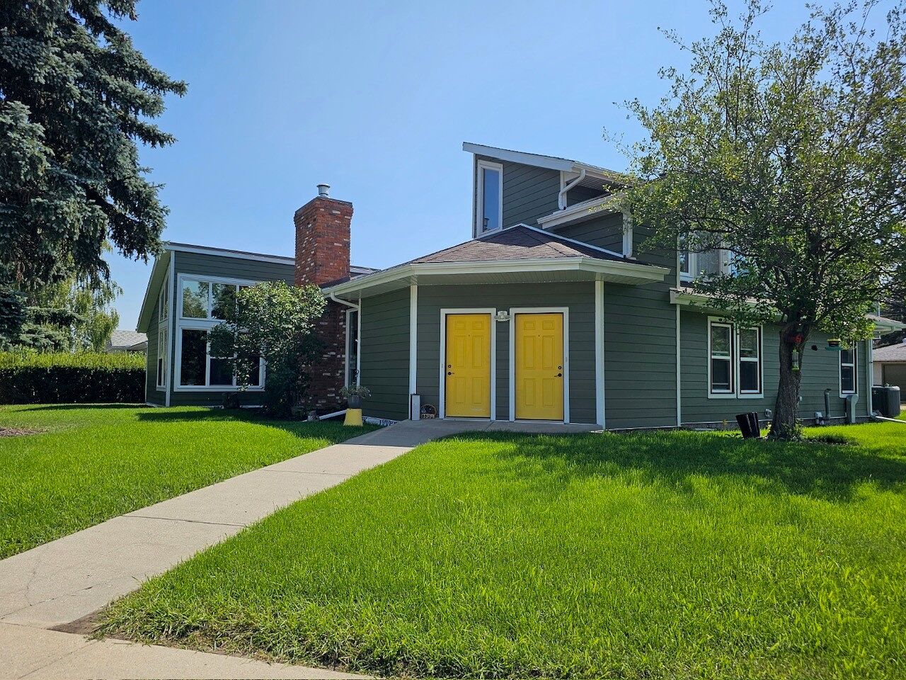 Calgary 3 bedrooms Apartment for rent. Property photo: 733481-1