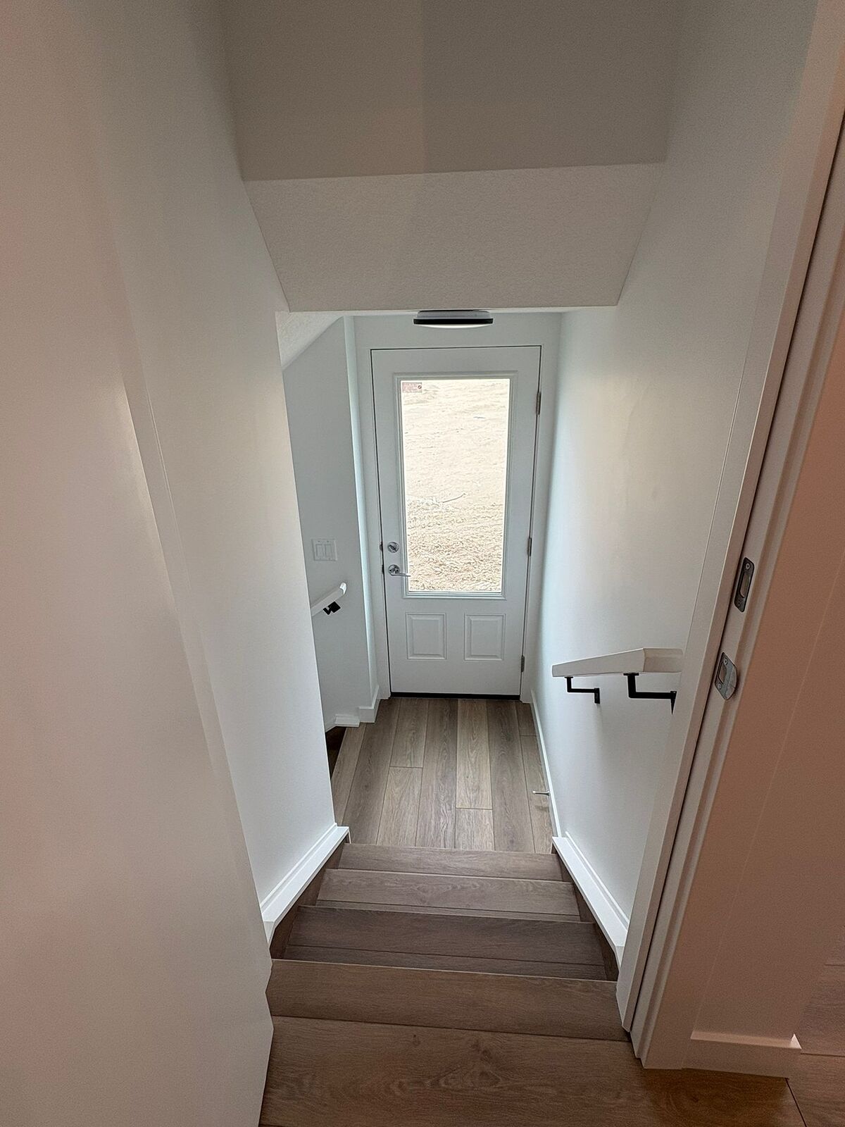 Calgary 2 bedrooms Basement for rent. Property photo: 733607-1