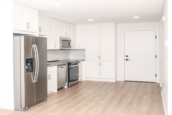 Calgary 1 bedroom Condo Unit for rent. Property photo: 733943-2