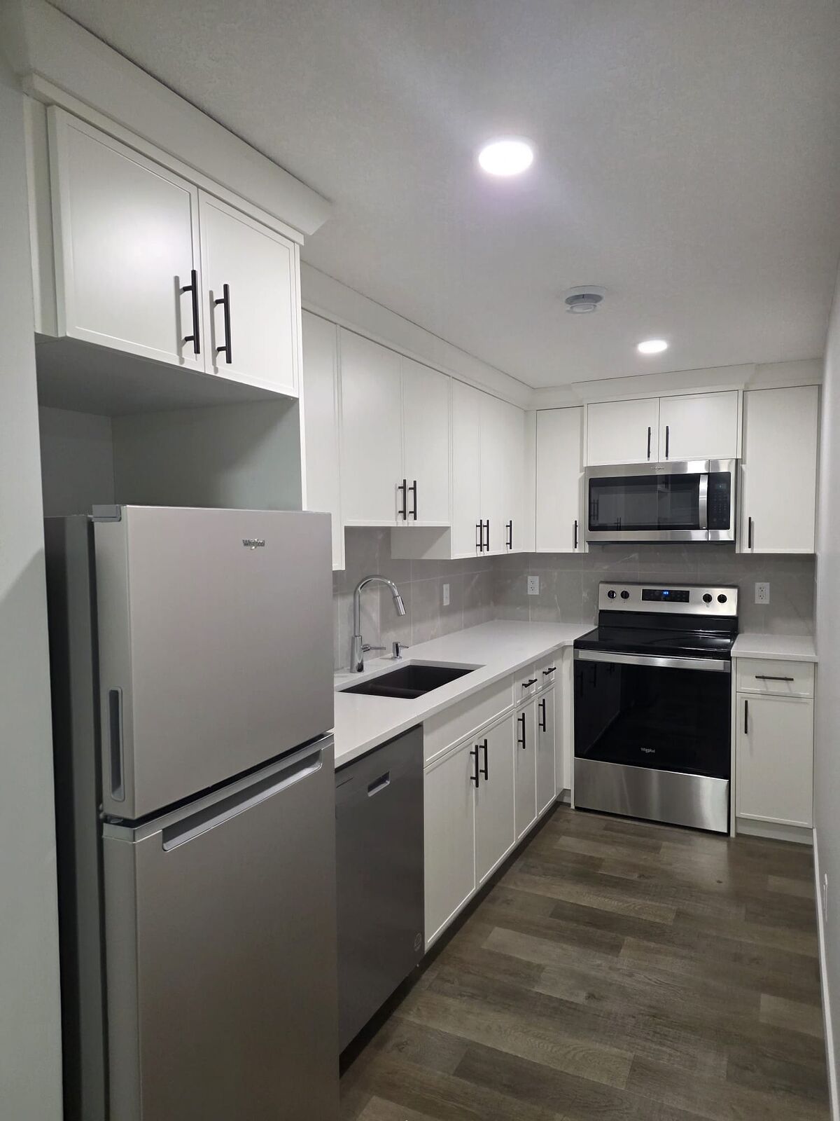 Calgary 2 bedrooms Basement for rent. Property photo: 734001-1