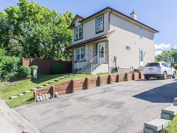 Calgary 2 bedrooms Basement for rent. Property photo: 734117-2