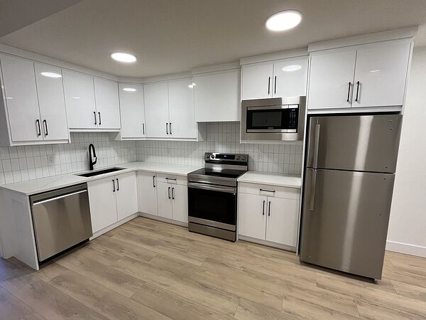 Calgary 2 bedrooms Basement for rent. Property photo: 734206-3