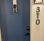 Beautiful 1 bedroom suite in the Heart of the University District