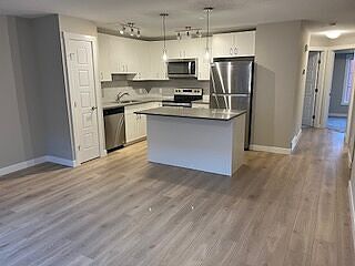 Calgary 2 bedrooms Townhouse for rent. Property photo: 734766-3