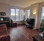 Private Bed & Bath on 21st Floor - Mountain & River Views!