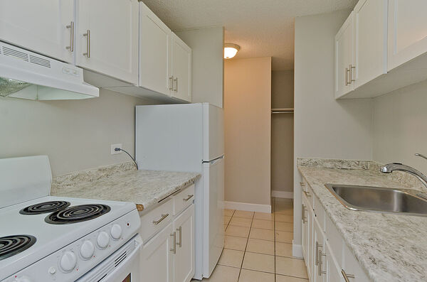 Calgary 1 bedroom Room For Rent for rent. Property photo: 735302-2