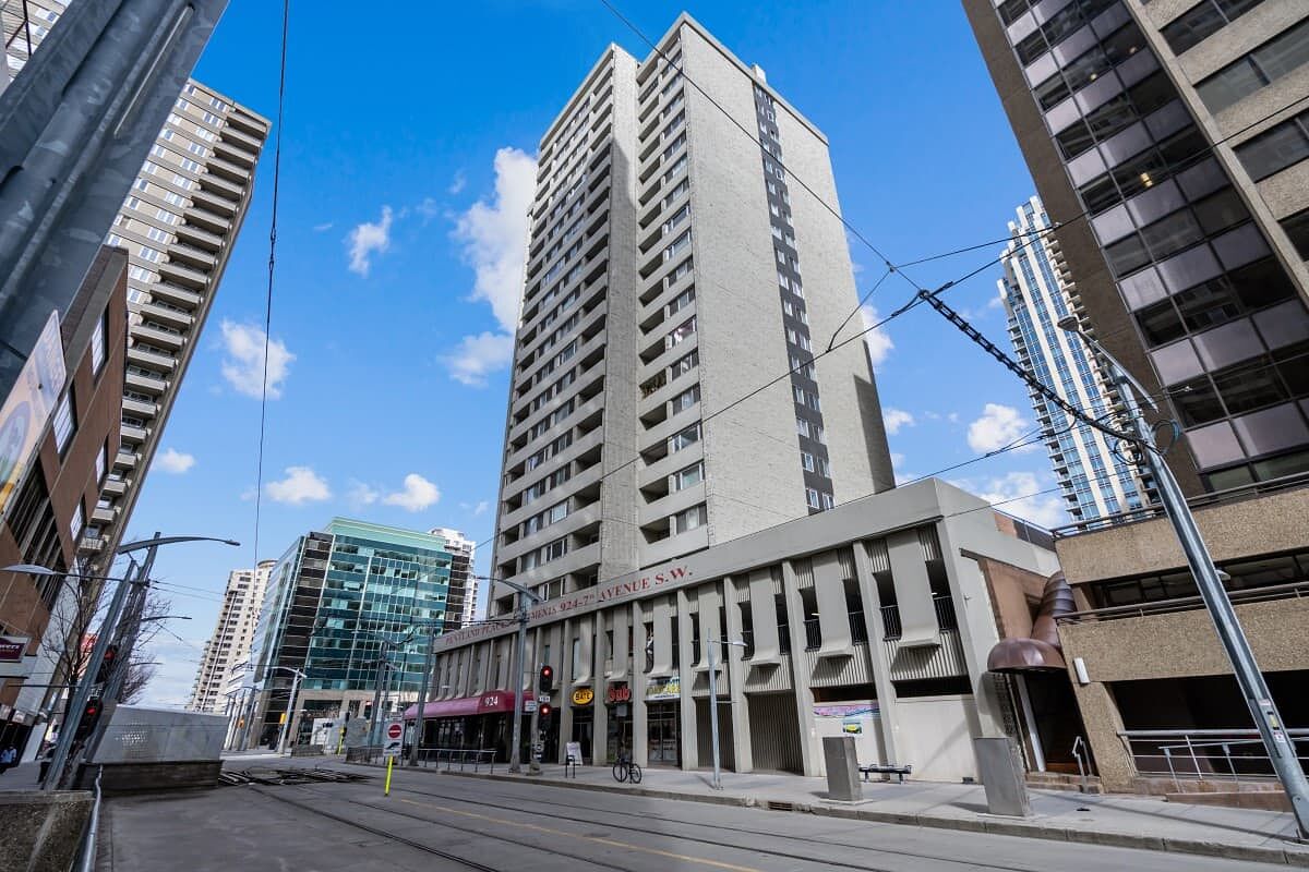 Calgary 1 bedroom Room For Rent for rent. Property photo: 735303-1