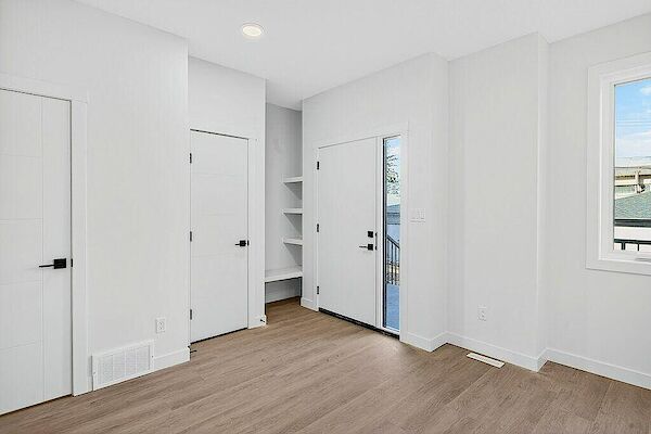Edmonton 3 bedrooms Main Floor for rent. Property photo: 735659-3