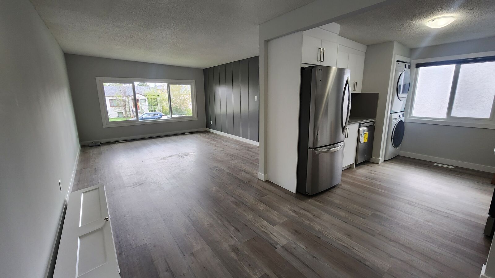 Calgary 3 bedrooms Duplex for rent. Property photo: 735764-1