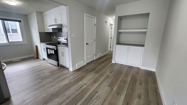 Calgary 3 bedrooms Duplex for rent. Property photo: 735764-3